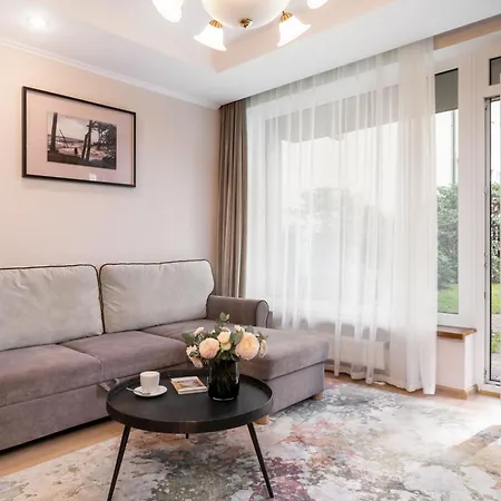 Alvine Family Apart Otel 4*