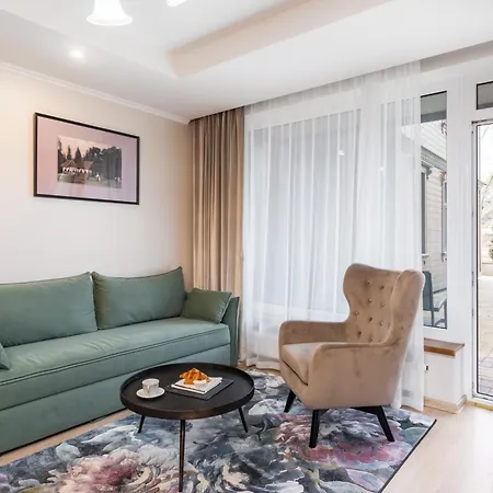 Alvine Family Apart Otel